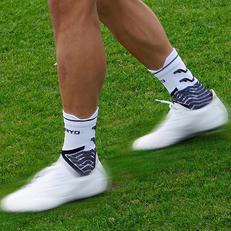 FUNRY Store Grip Socks Soccer for Men&Women,Non-Slip Soccer Socks,Elite Compression Socks for Running Basketball （ men's size 6-11） - Image 4